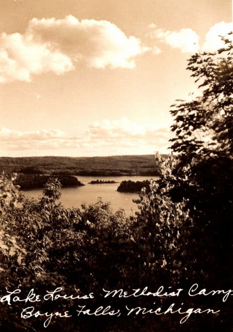 Lake Louise - Vintage Postcard